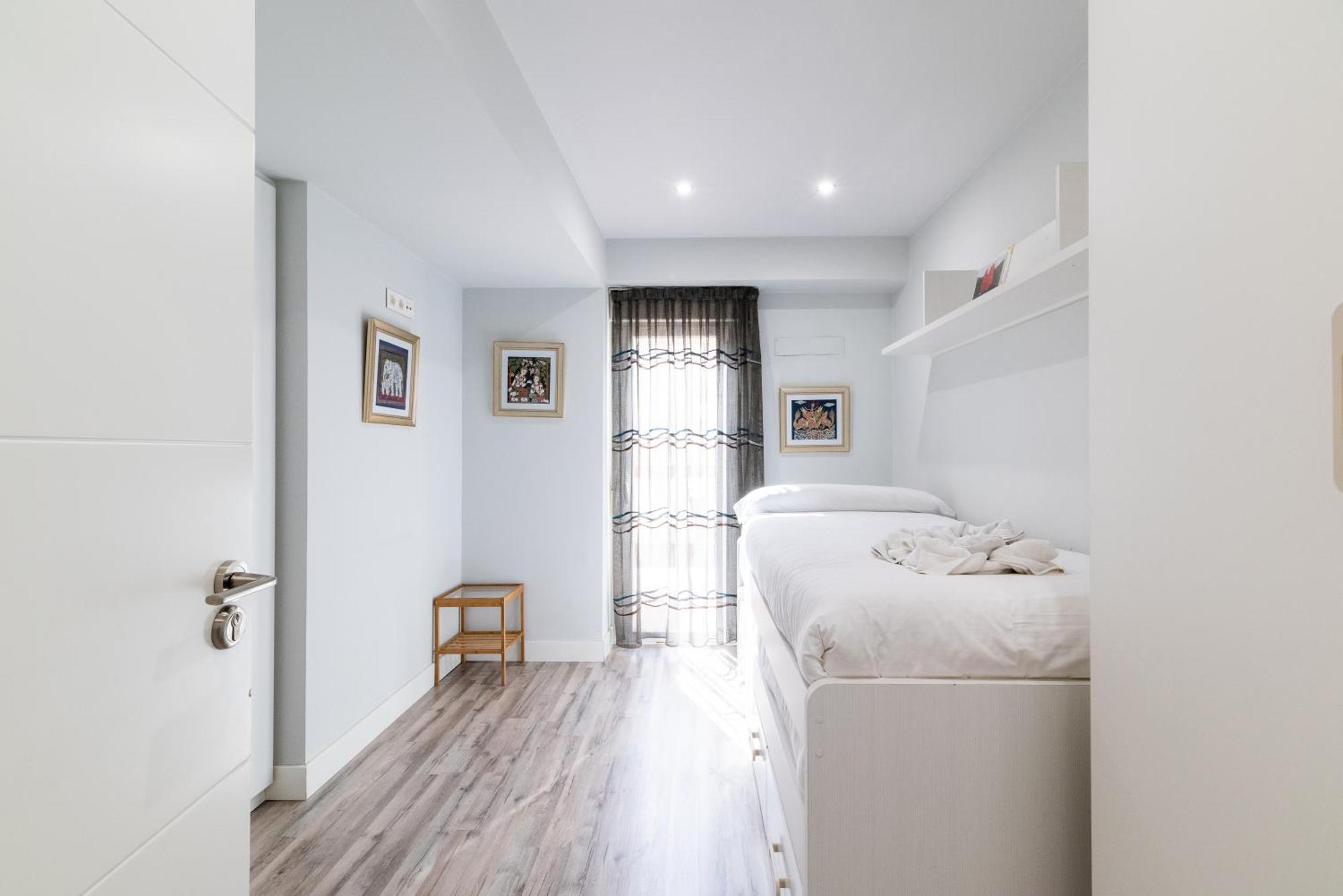 Oasis Centro De Granada Apartment Ngoại thất bức ảnh