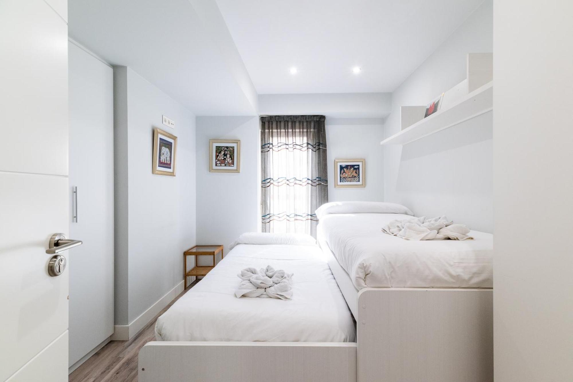 Oasis Centro De Granada Apartment Ngoại thất bức ảnh