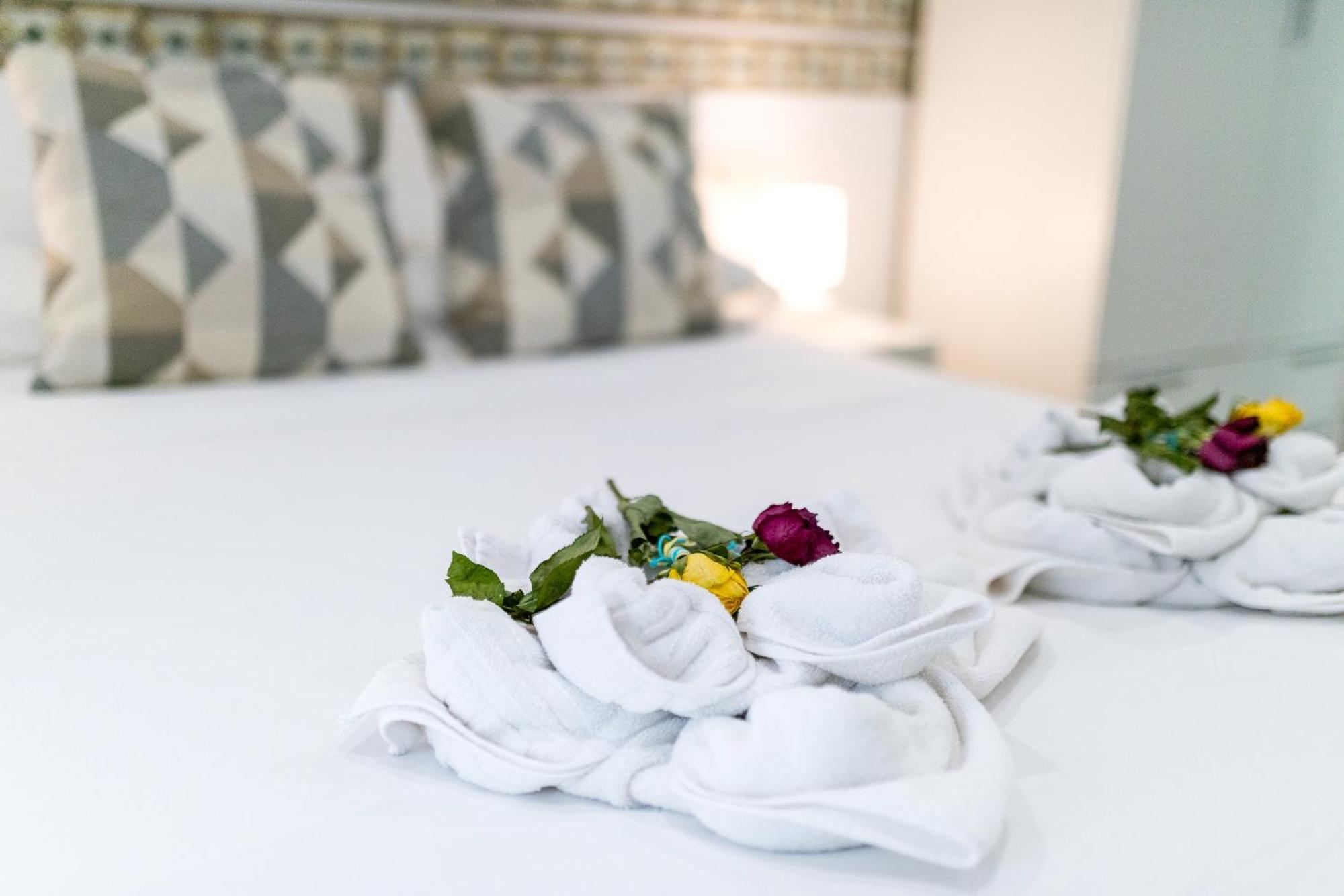 Oasis Centro De Granada Apartment Ngoại thất bức ảnh