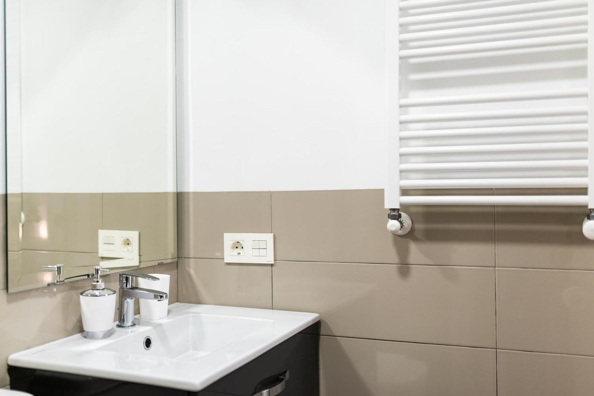 Oasis Centro De Granada Apartment Ngoại thất bức ảnh